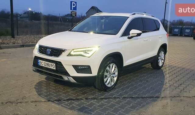 Белый Сеат Ateca, объемом двигателя 1.6 л и пробегом 196 тыс. км за 19150 $, фото 1 на Automoto.ua