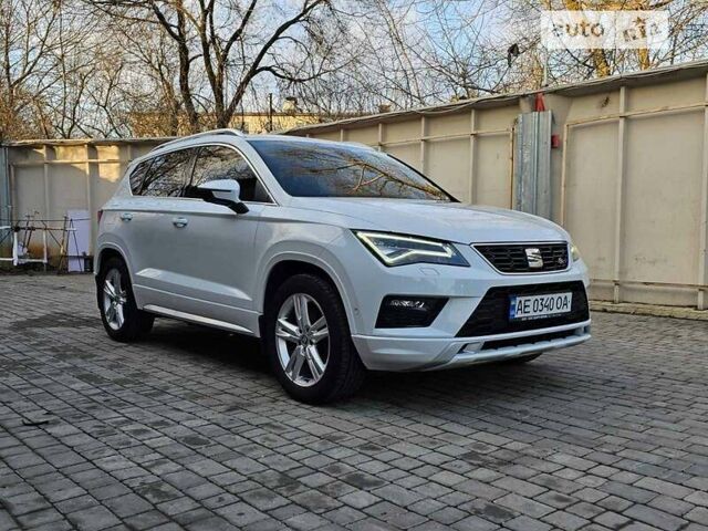 Білий Сеат Ateca, об'ємом двигуна 2 л та пробігом 141 тис. км за 28150 $, фото 1 на Automoto.ua