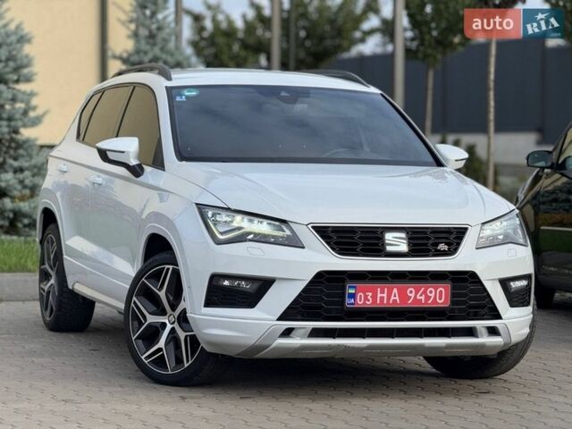 Белый Сеат Ateca, объемом двигателя 1.5 л и пробегом 156 тыс. км за 19900 $, фото 1 на Automoto.ua