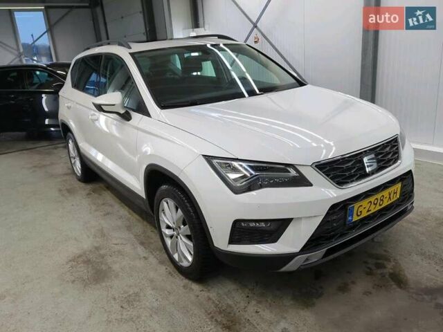 Белый Сеат Ateca, объемом двигателя 1.5 л и пробегом 106 тыс. км за 11100 $, фото 1 на Automoto.ua