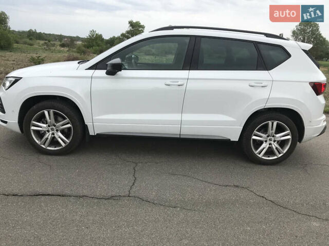 Белый Сеат Ateca, объемом двигателя 1.97 л и пробегом 5 тыс. км за 35500 $, фото 1 на Automoto.ua