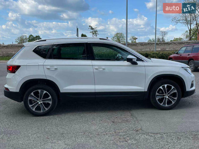 Сеат Ateca, объемом двигателя 1.6 л и пробегом 115 тыс. км за 21600 $, фото 1 на Automoto.ua