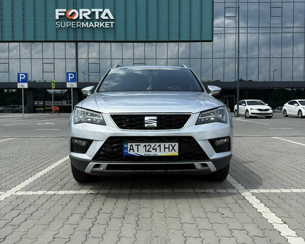 Серый Сеат Ateca, объемом двигателя 1.6 л и пробегом 185 тыс. км за 19500 $, фото 1 на Automoto.ua