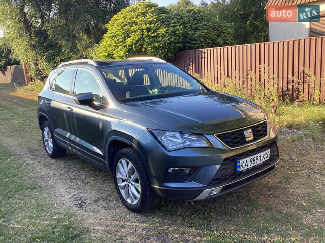 Серый Сеат Ateca, объемом двигателя 1.6 л и пробегом 62 тыс. км за 23500 $, фото 1 на Automoto.ua