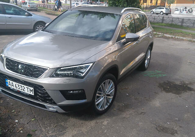 Сірий Сеат Ateca, об'ємом двигуна 1.4 л та пробігом 8 тис. км за 31950 $, фото 1 на Automoto.ua