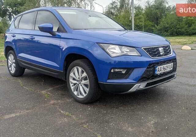 Синий Сеат Ateca, объемом двигателя 1.4 л и пробегом 72 тыс. км за 17950 $, фото 1 на Automoto.ua