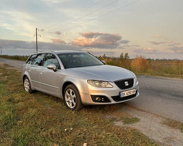 Серый Сеат Exeo ST, объемом двигателя 1.97 л и пробегом 310 тыс. км за 6500 $, фото 1 на Automoto.ua