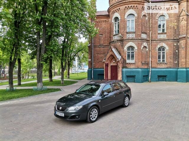 Сірий Сеат Exeo ST, об'ємом двигуна 2 л та пробігом 220 тис. км за 8300 $, фото 1 на Automoto.ua