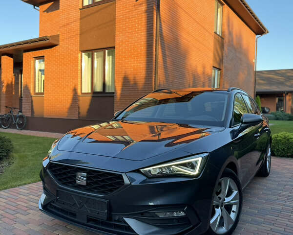 Серый Сеат Leon Sportstourer, объемом двигателя 1.98 л и пробегом 186 тыс. км за 24999 $, фото 1 на Automoto.ua