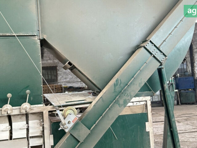 СО 2, об'ємом двигуна 0 л та пробігом 0 тис. км за 7280 $, фото 1 на Automoto.ua