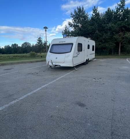 СВІФТ Свіфт, об'ємом двигуна 0 л та пробігом 100 тис. км за 10340 $, фото 1 на Automoto.ua
