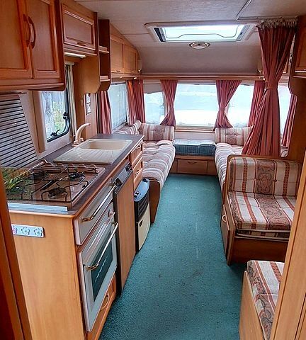 Білий СВІФТ Baronette, об'ємом двигуна 0 л та пробігом 0 тис. км за 7900 $, фото 1 на Automoto.ua