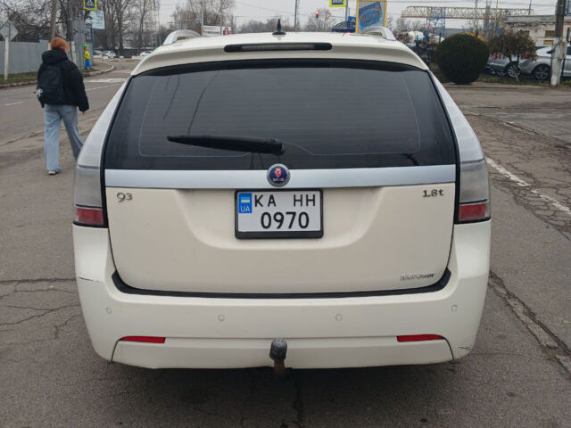 Белый Сааб 9-3, объемом двигателя 2 л и пробегом 277 тыс. км за 5400 $, фото 1 на Automoto.ua