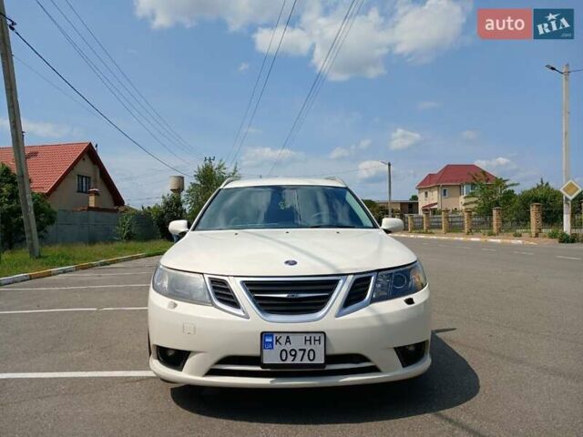 Білий Сааб 9-3, об'ємом двигуна 2 л та пробігом 275 тис. км за 5800 $, фото 1 на Automoto.ua