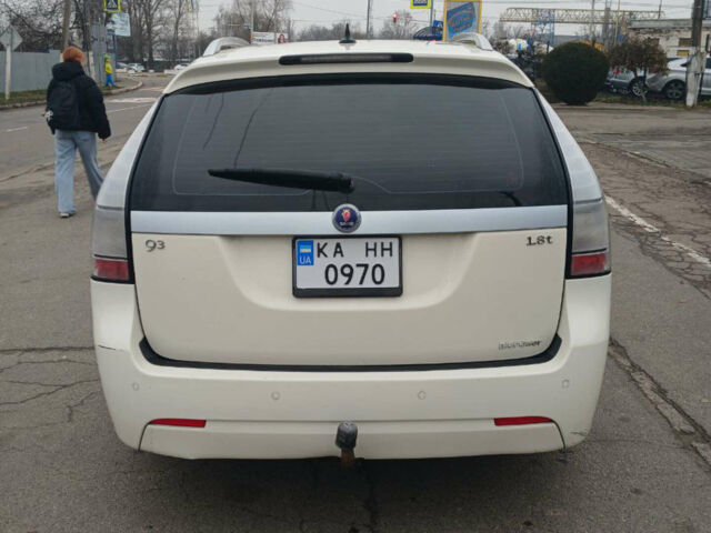 Белый Сааб 9-3, объемом двигателя 2 л и пробегом 277 тыс. км за 5400 $, фото 1 на Automoto.ua
