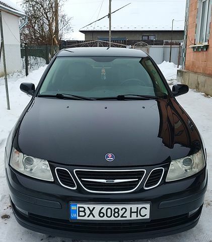 Чорний Сааб 9-3, об'ємом двигуна 2.2 л та пробігом 404 тис. км за 5000 $, фото 1 на Automoto.ua
