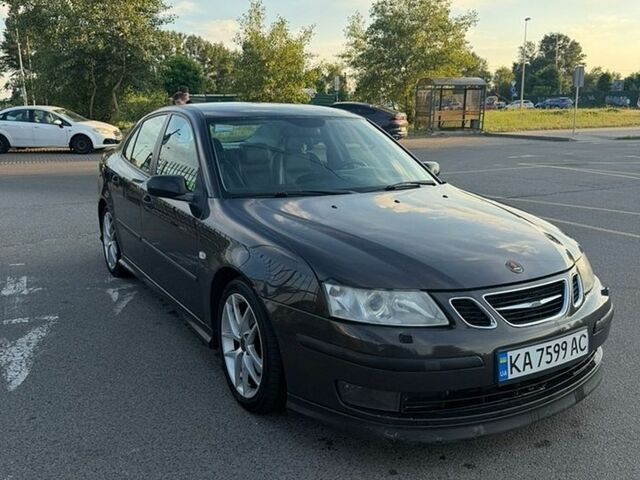 Чорний Сааб 9-3, об'ємом двигуна 2 л та пробігом 258 тис. км за 3500 $, фото 1 на Automoto.ua