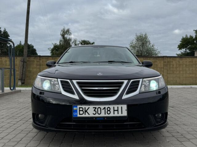 Чорний Сааб 9-3, об'ємом двигуна 1.9 л та пробігом 229 тис. км за 7000 $, фото 1 на Automoto.ua