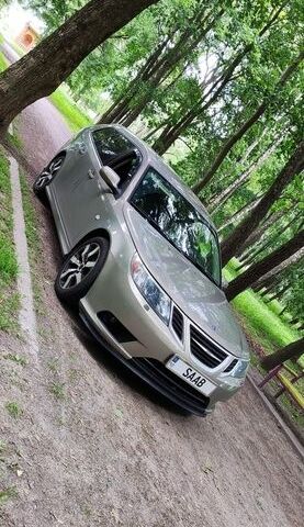 Зеленый Сааб 9-3, объемом двигателя 2 л и пробегом 230 тыс. км за 7500 $, фото 1 на Automoto.ua