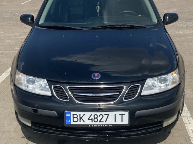 Черный Сааб 9-3 X, объемом двигателя 2.2 л и пробегом 400 тыс. км за 3709 $, фото 1 на Automoto.ua