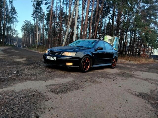 Черный Сааб 9-3 X, объемом двигателя 1.9 л и пробегом 418 тыс. км за 2500 $, фото 1 на Automoto.ua