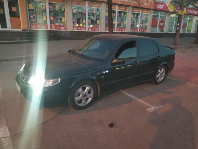 Черный Сааб 9-5, объемом двигателя 2.2 л и пробегом 100 тыс. км за 1750 $, фото 1 на Automoto.ua