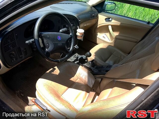 Чорний Сааб 9-5, об'ємом двигуна 2.2 л та пробігом 0 тис. км за 1450 $, фото 1 на Automoto.ua