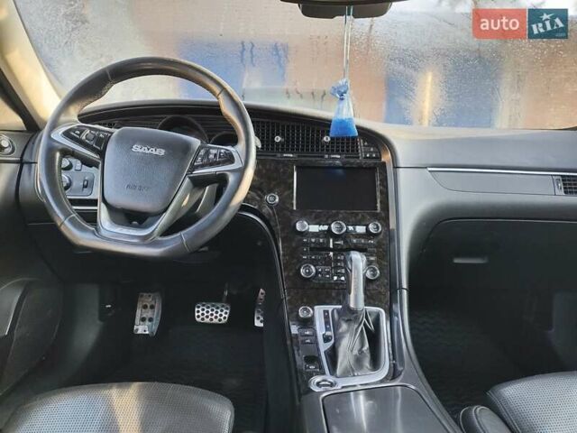 Сааб 9-5, объемом двигателя 2.8 л и пробегом 300 тыс. км за 10000 $, фото 1 на Automoto.ua