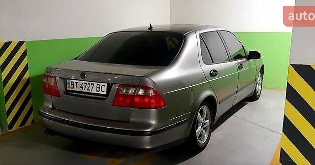 Серый Сааб 9-5, объемом двигателя 3 л и пробегом 290 тыс. км за 6000 $, фото 1 на Automoto.ua