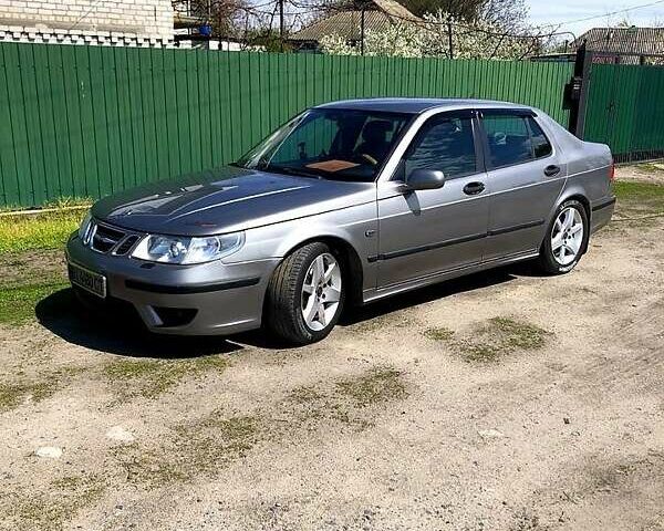 Серый Сааб 9-5, объемом двигателя 2.3 л и пробегом 325 тыс. км за 4300 $, фото 1 на Automoto.ua