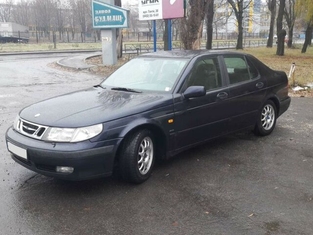 Синій Сааб 9-5, об'ємом двигуна 2.3 л та пробігом 200 тис. км за 4599 $, фото 1 на Automoto.ua