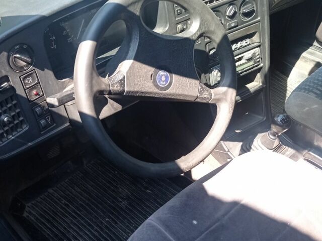 Білий Сааб 9000, об'ємом двигуна 2 л та пробігом 360 тис. км за 600 $, фото 1 на Automoto.ua