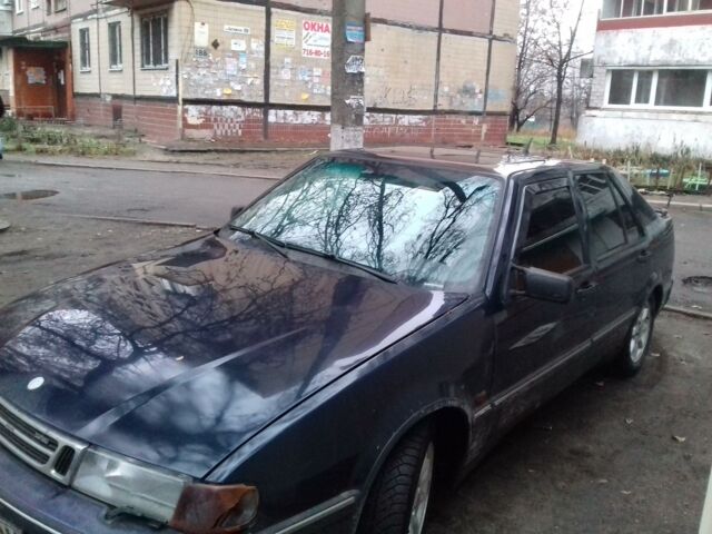 Синий Сааб 9000, объемом двигателя 2 л и пробегом 280 тыс. км за 2500 $, фото 1 на Automoto.ua