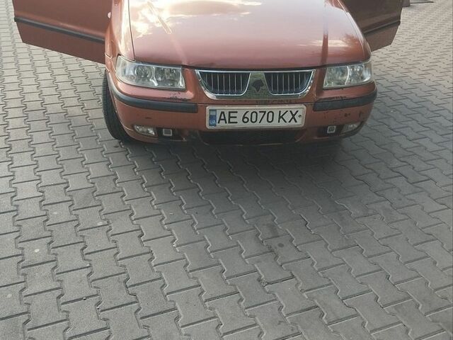 Красный Саманд ЛХ, объемом двигателя 1.76 л и пробегом 130 тыс. км за 1799 $, фото 1 на Automoto.ua