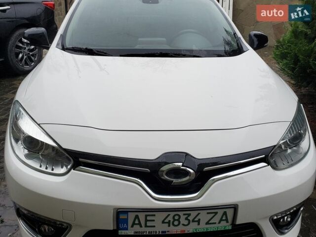 Белый Самсунг СМ3, объемом двигателя 0 л и пробегом 135 тыс. км за 8500 $, фото 1 на Automoto.ua