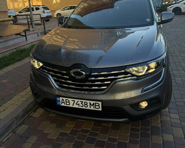 Серый Самсунг QM6, объемом двигателя 2 л и пробегом 77 тыс. км за 17500 $, фото 1 на Automoto.ua