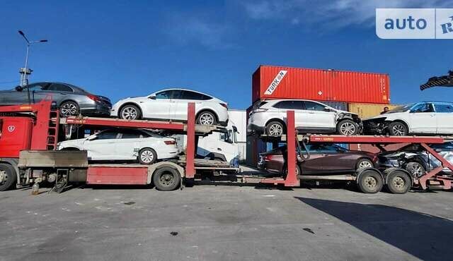 Сканиа 114 2006 в Одессе на Automoto.ua Красный Сканиа 114, объемом двигателя 10.6 л и пробегом 2 тыс. км за 29500 $, фото 1 на Automoto.ua