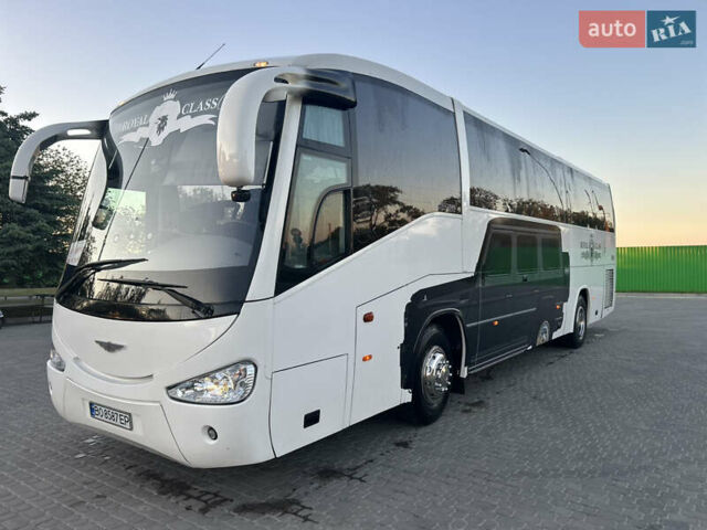 Белый Сканиа Irizar, объемом двигателя 11 л и пробегом 343 тыс. км за 68000 $, фото 1 на Automoto.ua