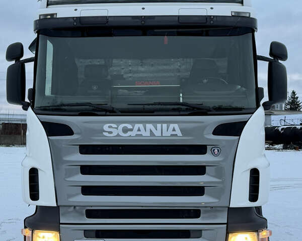 Белый Сканиа Р 420, объемом двигателя 11.7 л и пробегом 920 тыс. км за 14600 $, фото 1 на Automoto.ua