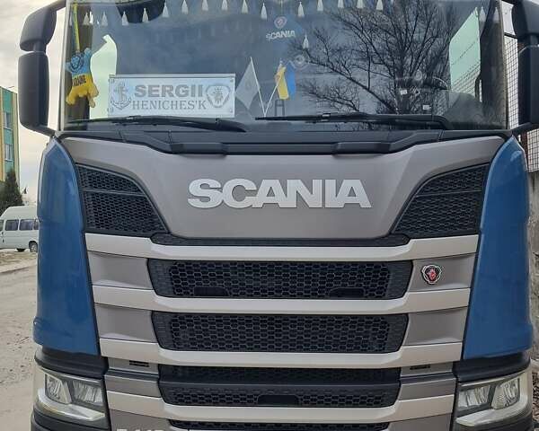 Синий Сканиа R 440, объемом двигателя 12.8 л и пробегом 205 тыс. км за 80000 $, фото 1 на Automoto.ua