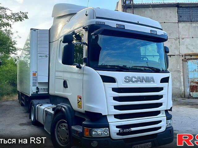 Белый Сканиа Р, объемом двигателя 12 л и пробегом 591 тыс. км за 27160 $, фото 1 на Automoto.ua