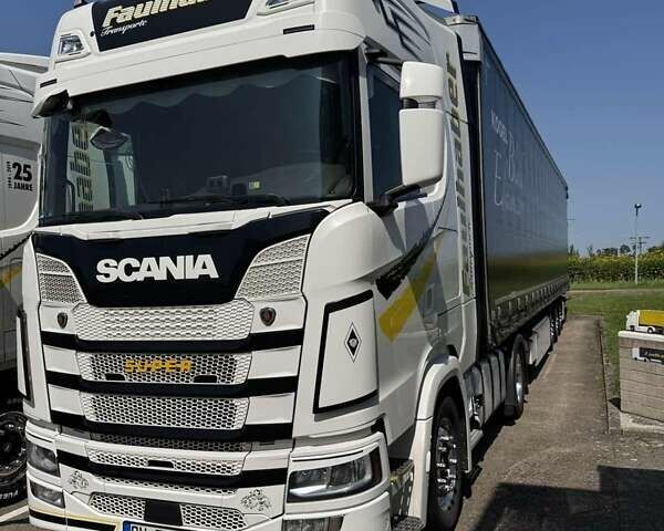 Серый Сканиа С 500, объемом двигателя 12.7 л и пробегом 796 тыс. км за 55909 $, фото 1 на Automoto.ua