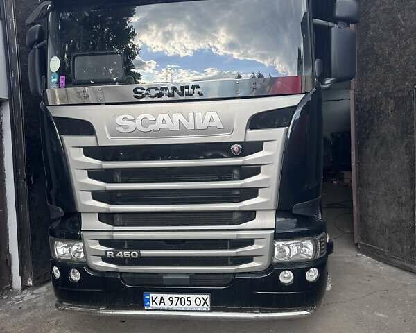 Черный Сканиа R 450, объемом двигателя 12.74 л и пробегом 676 тыс. км за 117000 $, фото 1 на Automoto.ua