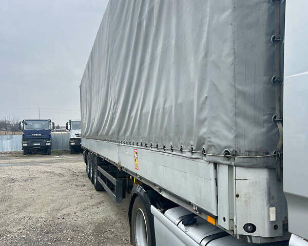 Серый Шмитц Каргобулл C01, объемом двигателя 0 л и пробегом 100 тыс. км за 6100 $, фото 1 на Automoto.ua