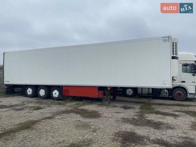 Красный Шмитц Каргобулл САФ, объемом двигателя 0 л и пробегом 500 тыс. км за 11500 $, фото 1 на Automoto.ua