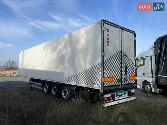 Сірий Шмітц Каргобулл САФ, об'ємом двигуна 0 л та пробігом 111 тис. км за 20900 $, фото 1 на Automoto.ua