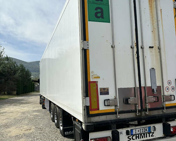 Шмитц Каргобулл Cargobull 2008 в Хусте на Automoto.ua Шмитц Каргобулл Cargobull, объемом двигателя 0 л и пробегом 673 тыс. км за 12900 $, фото 1 на Automoto.ua