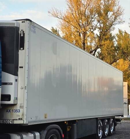Шмитц Каргобулл Cargobull 2015 в Каменское - Днепродзержинск на Automoto.ua Шмитц Каргобулл Cargobull, объемом двигателя 0 л и пробегом 650 тыс. км за 27900 $, фото 1 на Automoto.ua