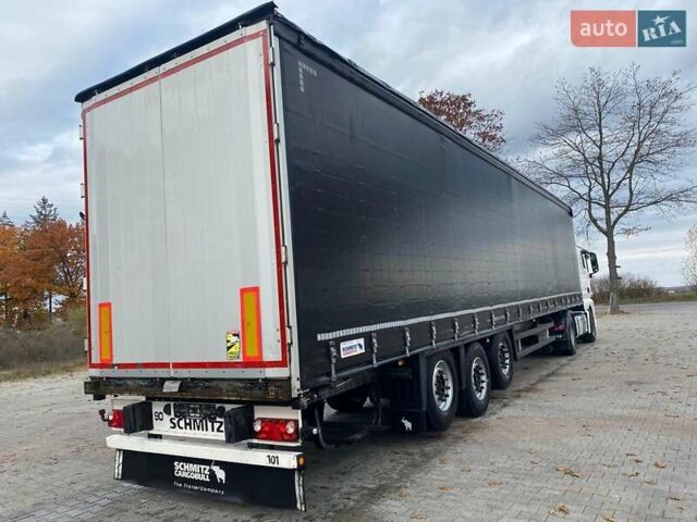 Чорний Шмітц Каргобулл SCB S3T, об'ємом двигуна 0 л та пробігом 236 тис. км за 17500 $, фото 1 на Automoto.ua
