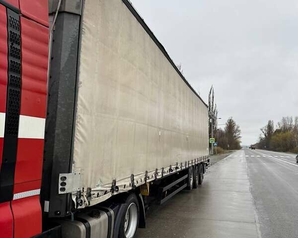 Сірий Шмітц Каргобулл SCS, об'ємом двигуна 0 л та пробігом 900 тис. км за 7000 $, фото 1 на Automoto.ua